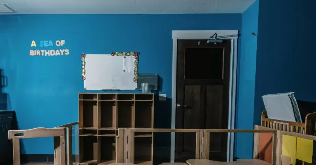 Somali-Run Minnesota Daycare Fixes 'Learing Center' Typo on Its Building