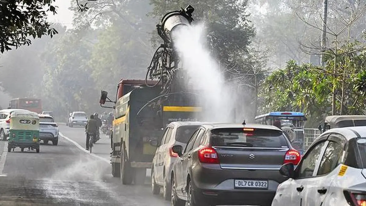 Delhi: Entry ban on non-city private vehicles below BS-VI comes into force