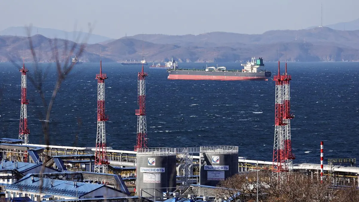 India’s crude oil imports from Russia to decline sharply in December