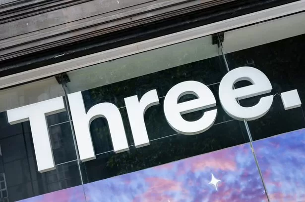 Anyone with Three Mobile issued stark 2 word warning - and one thing to remember