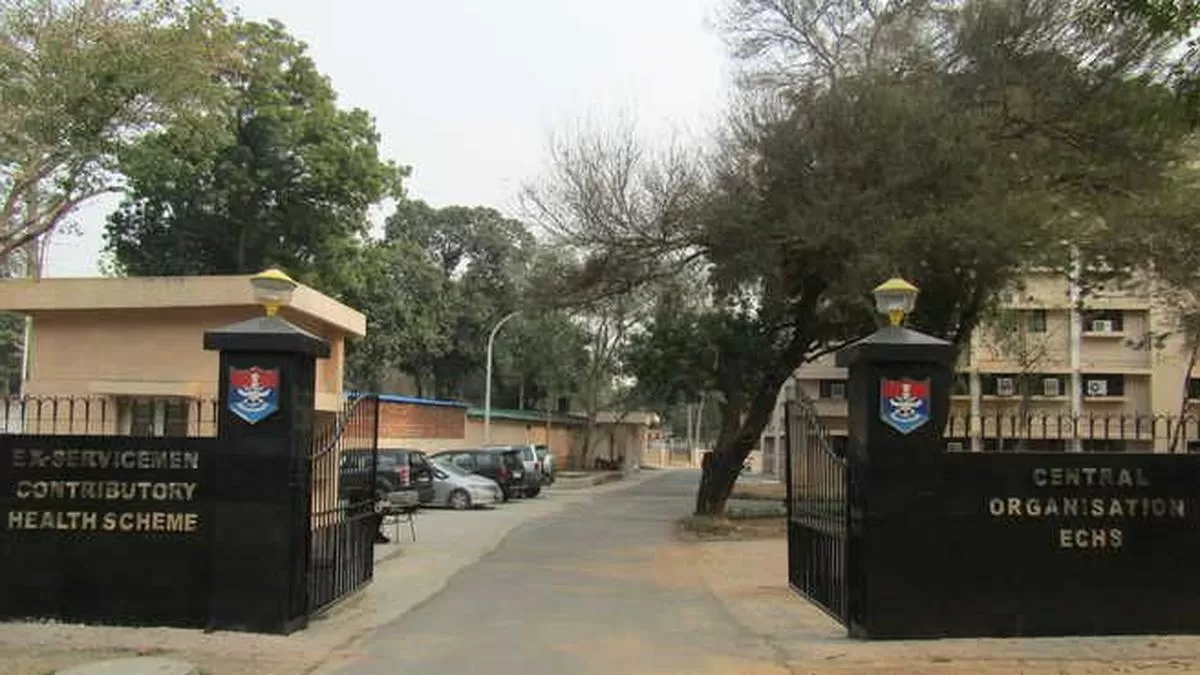 Ex-servicemen protest ECHS cash crunch, warn of nationwide agitation