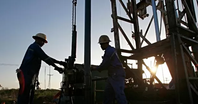 U.S. Issues License for Oil Companies to Operate in Venezuela