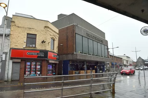 Murder investigation after man dies following alleged assault outside pub