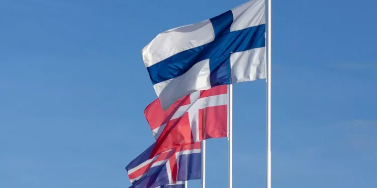 “Shifting Perspectives: Highlighting the Positivity in Politics”