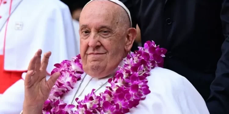 Pope wraps up Asia-Pacific tour, defies health fears along the way