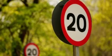 Bid to scrap 20mph limit in Wales defeated in Senedd