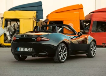 “The Power of Social Media in a Connected World”