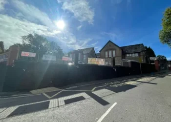 Shutting school could have ‘terrifying’ effect on families in one of county’s most deprived areas
