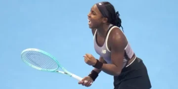Gauff rallies to reach China Open final; Sinner, Alcaraz win in Shanghai
