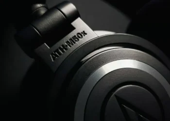 “The Unifying Power of Music: Breaking Barriers and Bridging Cultures”