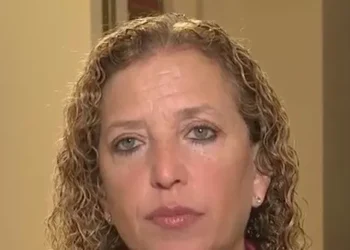 Wasserman Schultz: Gabbard ‘Likely a Russian Asset’
