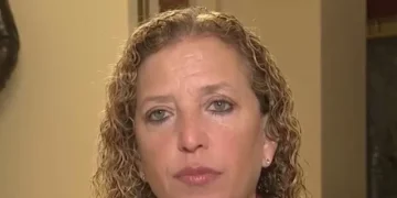 Wasserman Schultz: Gabbard ‘Likely a Russian Asset’