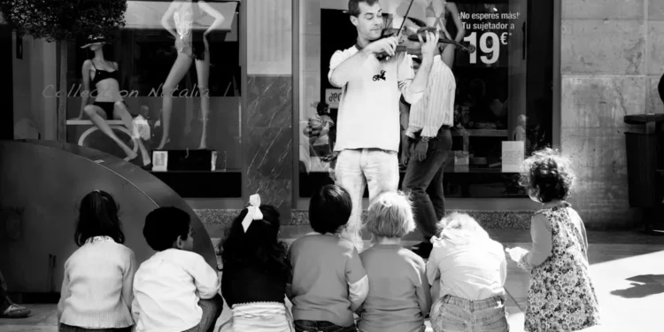 “Unleashing the Power of Música: Connecting People Through Sound”