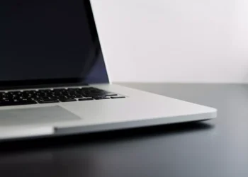 “The All-Encompassing Influence of Technology in Our Daily Lives”