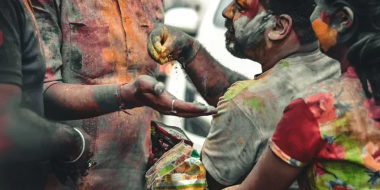 “Embracing the Positive Side of Sucesos: Shifting Perspectives”