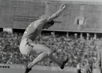 “The Enduring Passion of Deporte: A Way of Life”