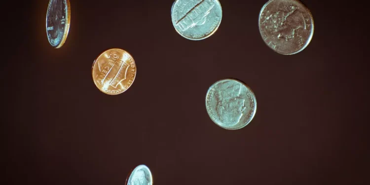 “Unlocking the Positive Side of Economía: Opportunities and Experiences”