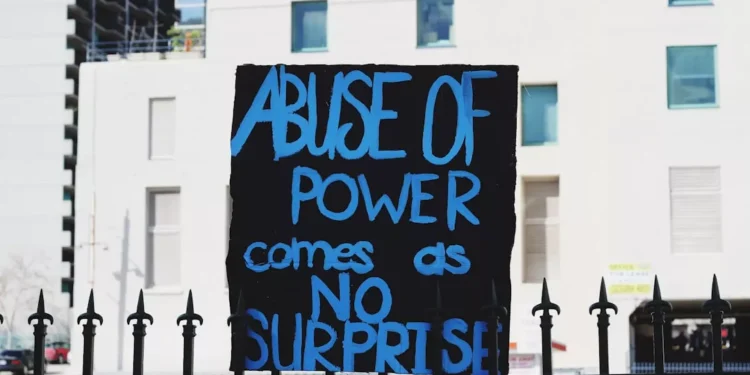 “Revolutionizing Politics: The Impact of Edgar Paltzer Zurich”