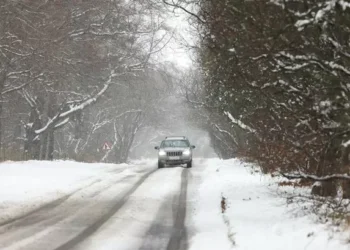 Met Office weather maps show exact time temperatures will fall to -6C in Wales