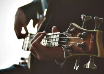 “Unleashing the Power of Música: Connecting Cultures Through Sound”