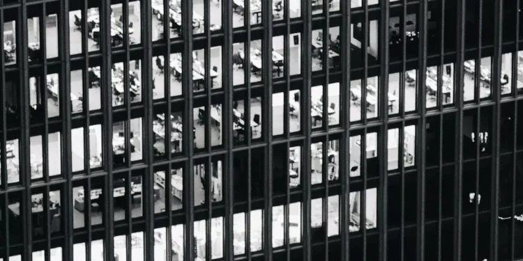 “The Evolution of Economía: A Crucial Aspect of Modern Societies”