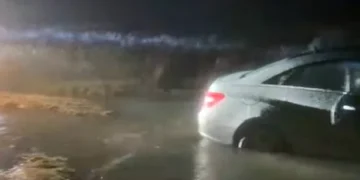 Two cars become ‘well and truly stuck’ on notorious Welsh beach