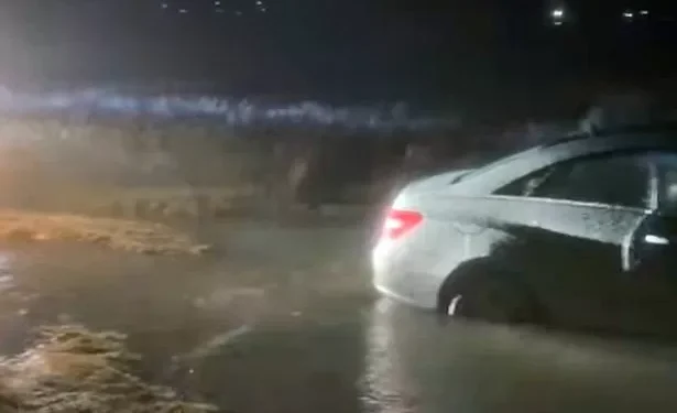 Two cars become ‘well and truly stuck’ on notorious Welsh beach