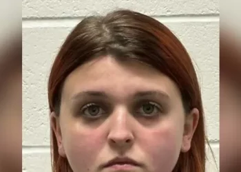 VIDEO — Police: New Hampshire Woman Urinated on Grocery Store Items and Filmed the Act