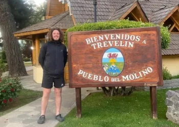 Welsh tourist mugged at knifepoint in terrifying machete incident