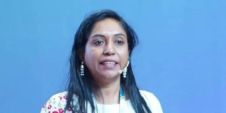 Kerala startup launches eco-friendly fabric stiffener spray from tapioca