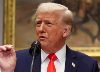 Trump to meet tech leaders facing import tariffs and stricter export rules