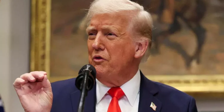 Trump to meet tech leaders facing import tariffs and stricter export rules