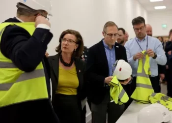 US tech firm creating more than 100 jobs in Wales in joint venture project