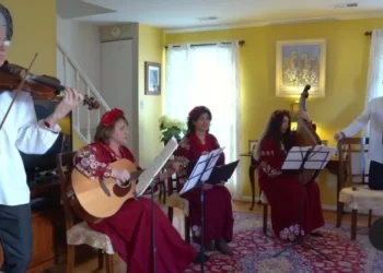 Ukrainian musicians in US express solidarity through performance