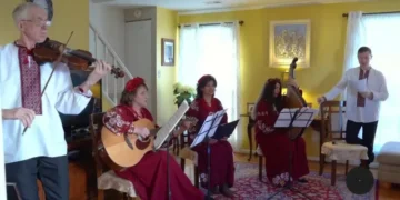 Ukrainian musicians in US express solidarity through performance