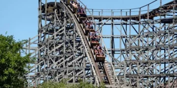 Fear and worry over ‘deeply sad’ Oakwood closure as locals vow to fight on