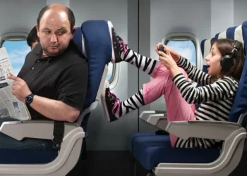 ‘Dead simple’ flight booking trick to get ‘perfect plane seats’ for the whole family, expert says