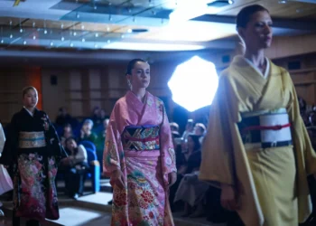Istanbul fashion show bridges Türkiye-Japan traditions with designs