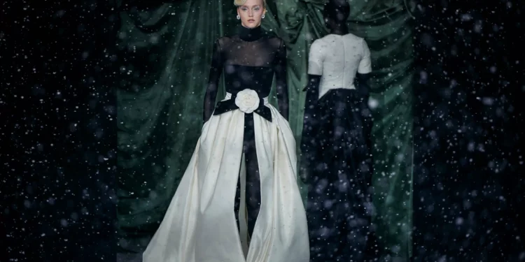 London Fashion Week: Barrus, Burberry redefine elegance