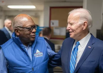 Clyburn: I Wasn’t Around Biden Enough to Say if He Declined