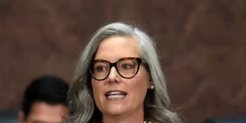 Arizona Dem. Gov. Hobbs Vetoes Bill Requiring Police to Cooperate with ICE