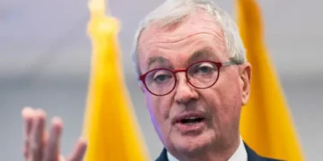 NJ Gov. Orders Local Police to Stop Working with Immigration Officials