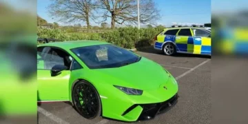 Police knew immediately something wasn’t right with this Lamborghini then they checked some more