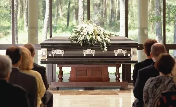 Plan for band of volunteer mourners to attend funerals of people without relatives