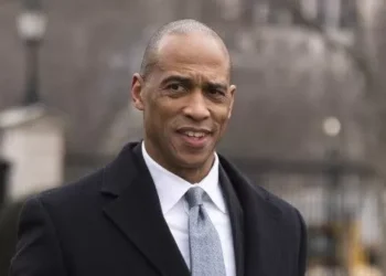 HUD Secretary Turner Waives FHA Mortgage Rule to Help L.A. Rebuild