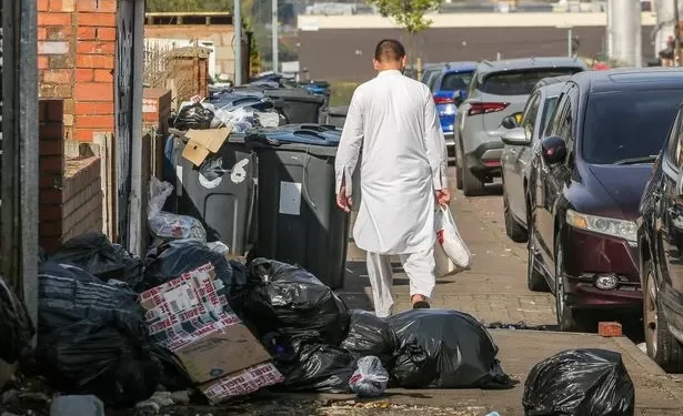 Army called in to help with Birmingham bin strike amid public health crisis fears