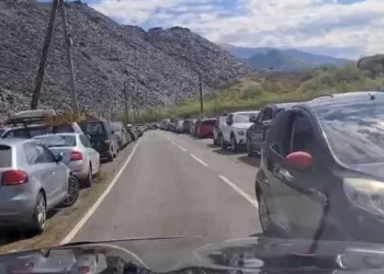 ‘TikTok tourists’ relieving themselves in fields leave Welsh village ‘under siege’