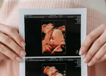 Kansas Republicans Override Democrat Governor’s Veto of Pro-Life Bill Calling for Education on Fetal Development