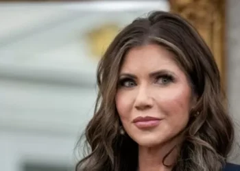 Report: Police Bust Illegal Accused of Swiping DHS Secretary Kristi Noem’s Purse