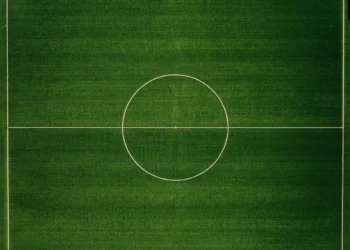 “The Power of Deportes: Uniting Communities Through Sports”